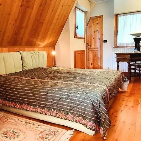 Hostdomus * Sestriere